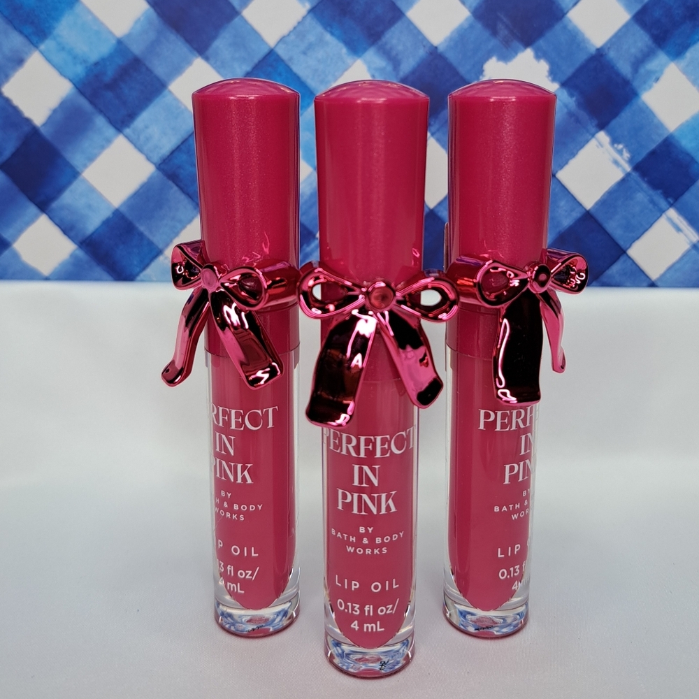 BATH & BODY WORKS 'PERFECT IN PINK'  LIP OIL 3-PIECE GIFT SET LIMITED-EDITION - Picture 2 of 14